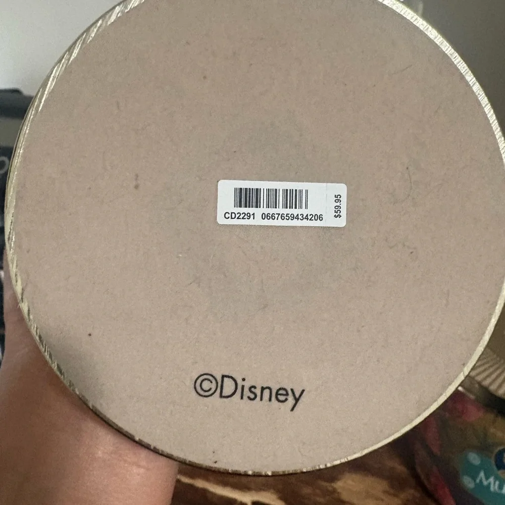 Bath & Body Works Mulan Pedestal (candle not included) - Picture 6 of 6